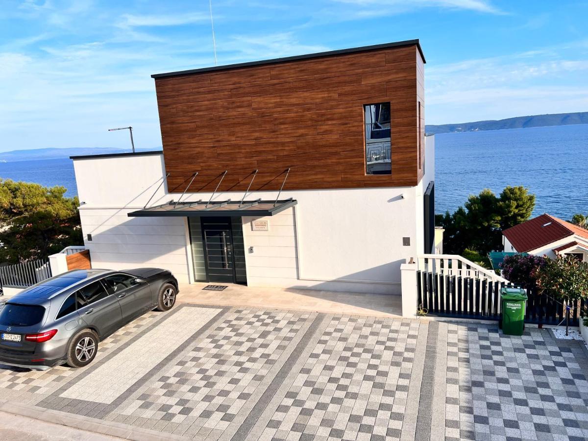 Luxury Beachfront Villa Carlisa Чиово Экстерьер фото