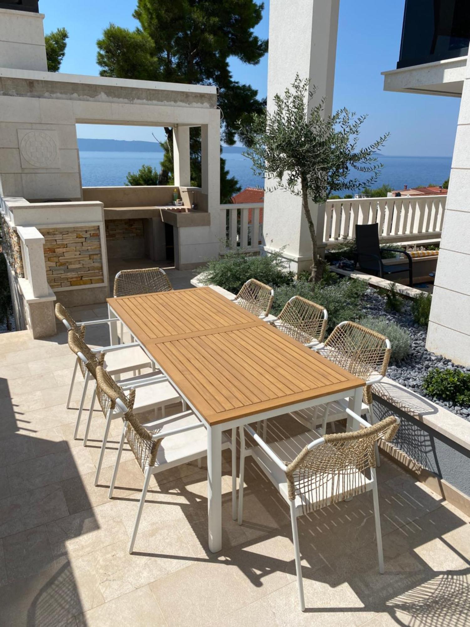 Luxury Beachfront Villa Carlisa Чиово Экстерьер фото