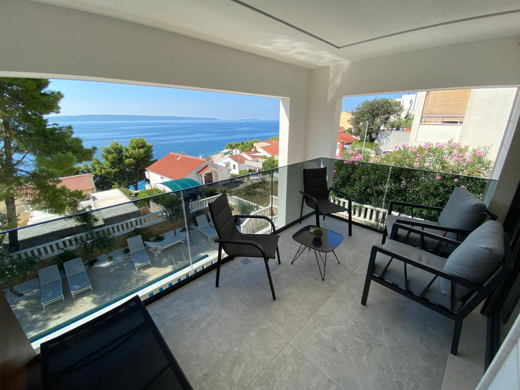 Luxury Beachfront Villa Carlisa Чиово Экстерьер фото